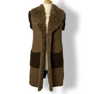 NWT Love Token Bella Faux Shearling Long Vest Sz XS Pockets Shimmery Knit Brown
